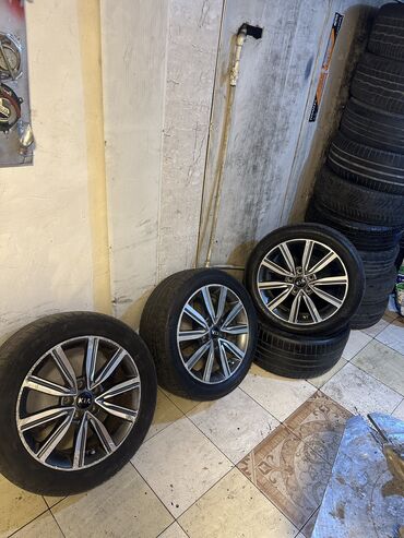 215 60 17 зимние шины: 17 kiya disk təkərləri 3 ədəd tək təkdə satılır