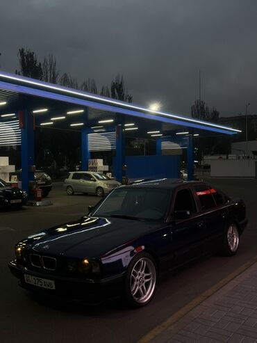 бмв 34 автомобиль: BMW 5 series: 1993 г., 2.5 л, Механика, Бензин, Седан
