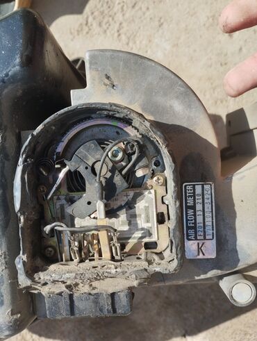 Mazda: Mazda 626: 1990 г., Седан — 18