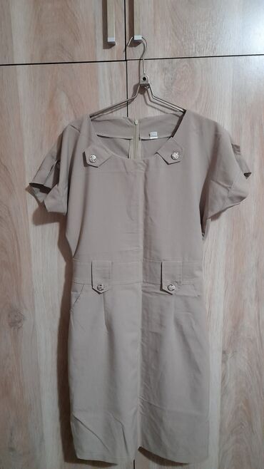 Кардиганы: Вещи б/у,в хорошем состоянии. Размер 44-46. Всё отдам за — 5