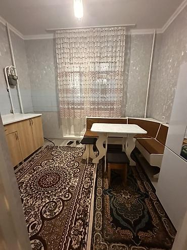 металический гараж: 2 комнаты, 6 мкр Собственник, Семейным — 3