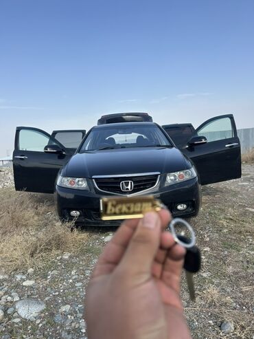 тоуота альфард: Honda Accord: 2003 г., 2.4 л, Автомат, Бензин, Универсал