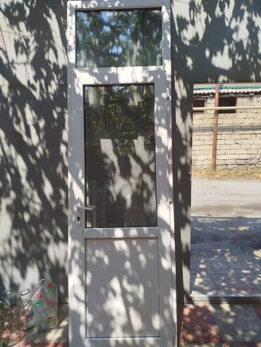 Dam örtükləri: İşlənmiş Plastik qapı Zamok ilə, Ünvandan götürmə