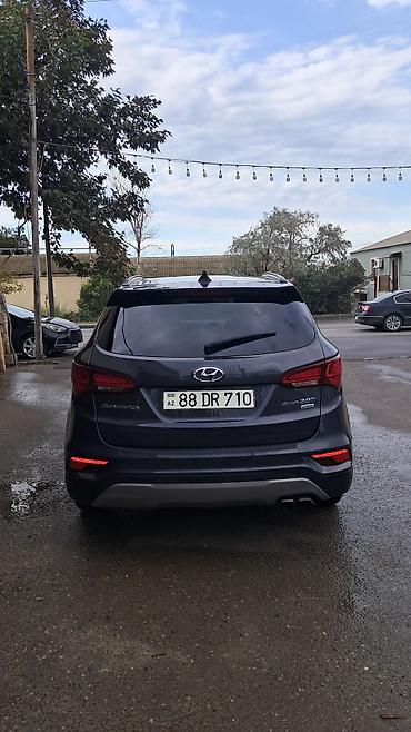 Hyundai: Hyundai Santa Fe: 2 l | 2016 il Krossover — 7