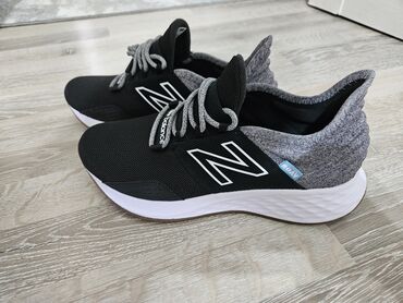 Кроссовки и спортивная обувь: Мужские кроссовки, 40.5, New Balance, Новый, Самовывоз