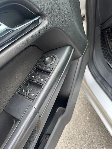 avtomobil apteçkası: Opel Astra: 1.3 l | 2008 il 306890 km Universal — 6