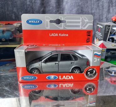 продажа квартиры: Коллекционная модель Lada Kalina VAZ1118 silver 2004 Welly Scale