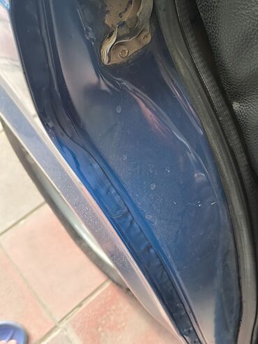 VAZ (LADA): VAZ 2107, mavi rəngli sedan Xüsusiyyətlər: - Kuzov: sedan, klassik — 9