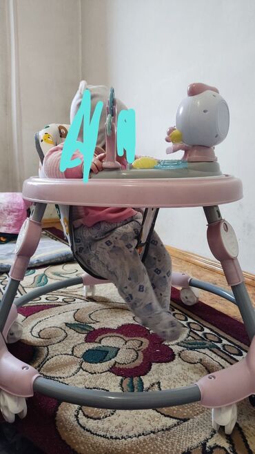 пластиковый детский столик и стульчик: Детские столы Для девочки, Для мальчика, Б/у