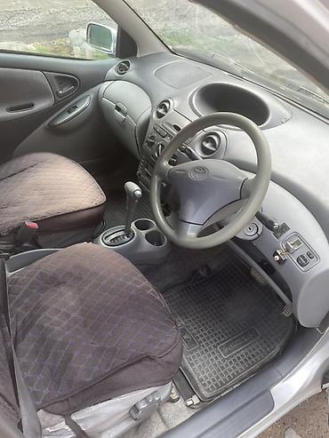 e6 3: Toyota Vitz: 2000 г., Автомат, Бензин, Хэтчбэк — 3