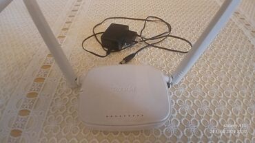 Modemlər və şəbəkə avadanlıqları: Tenda wifi modem