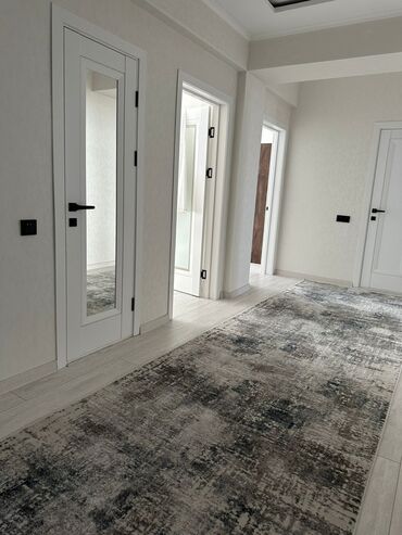 Посуточная аренда квартир: 3 комнаты, Душевая кабина, Постельное белье, Кондиционер — 6