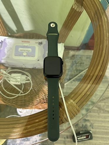 Apple Watch: Продается Apple Watch 8 45mm Коробка есть зарядка оригинал Покупал — 1