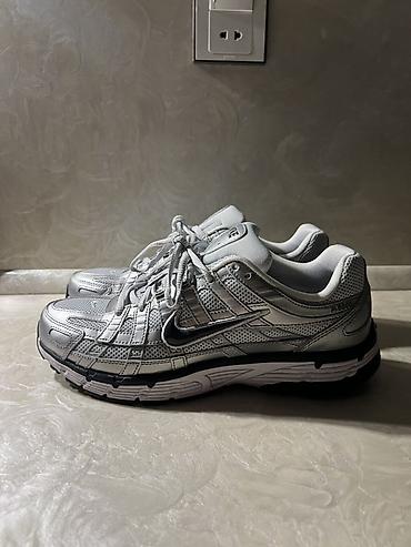 Nike P-6000 qadın idman ayaqqabısı – gümüşü/metalik rəngli