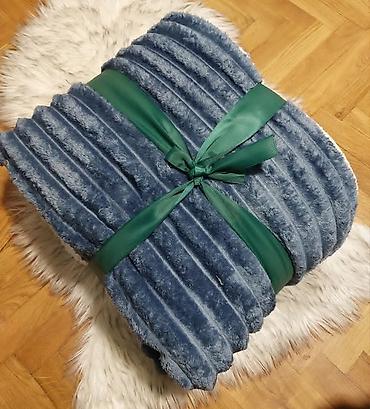 Ćebad i pokrivači: Keznena rebrasta cebad
200x200
3400din v — 1