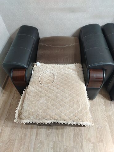 Vıkluçatellər: Elektrikli isidici oturacaq/örtük - Material: yumşaq, quilted (xırda