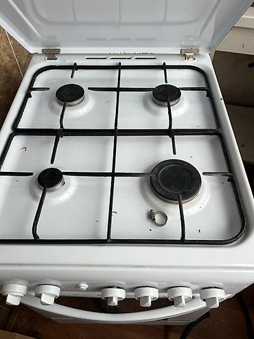 куплю стеклянные: Газовая плита Indesit, классическая белая - Варочная поверхность: 4 — 3