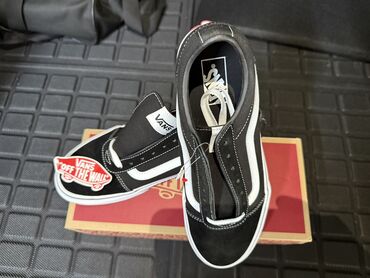 платья бишкек вечерние: Мужские кроссовки, 42.5, Vans, Новый, цвет - Черный, Самовывоз