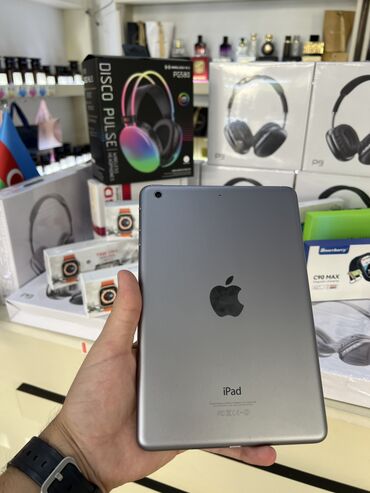 ipad satilir: İpad mini 2 yaddaş 32 tik tok instagram youtube dəstəkliyir whatsapp