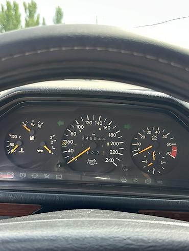 Продажа авто: Mercedes-Benz W124: 1994 г., 2.2 л, Механика, Бензин, Седан — 10