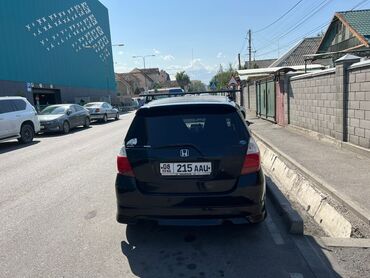 honda fit 1: Honda Fit: 2003 г., 1.3 л, Вариатор, Бензин, Хетчбек