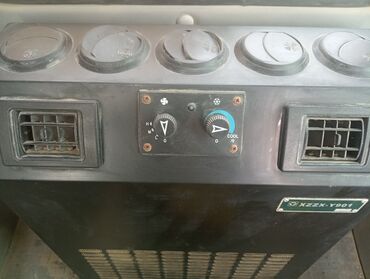 Bu avtomobil kondisioneri avtomobil salonunda rahat temperatur təmin