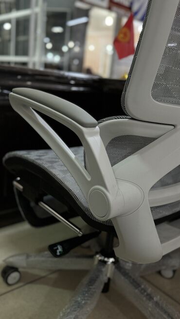 Офисные кресла: Представляем вам офисное кресло 1556D - идеальное сочетание комфорта и — 9