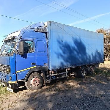 козырек на камаз: Грузовой автомобиль Volvo с тентованным кузовом мешок баковой — 1