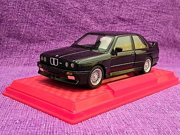 Figurice i makete: BMW M3 E30 "Kocka" 1:24 BLACK NOVO! Model BMW serije 3 na lalafo.rs — 3 Figurice i makete: BMW M3 E30 "Kocka" 1:24 BLACK NOVO! Model BMW serije 3 — 3