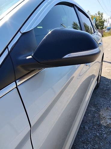 с зеркалом: Hyundai Sonata: 2018 г., 2 л, Автомат, Газ, Седан — 5