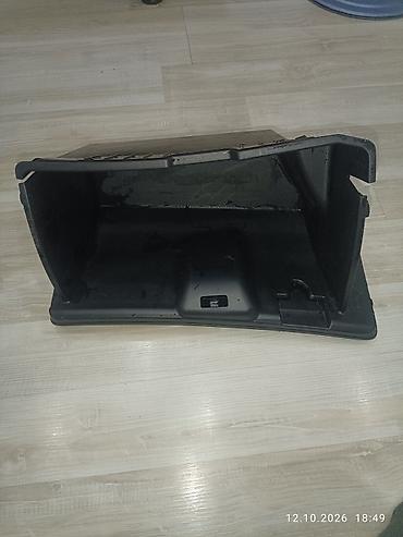 Детали салона: Бардачок (перчаточный ящик, крышка бардачка) для Honda Fit 2-поколение — 2