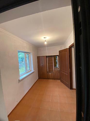 Продажа коттеджей и домов: Продаётся жилой дом с участком. Особенности дома: - Один этаж плюс — 3