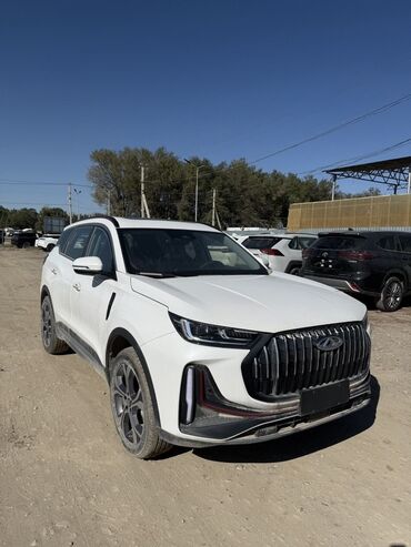 продаю с доплатой мне: Chery Tiggo: 2023 г., 1.6 л, Автомат, Бензин, Кроссовер