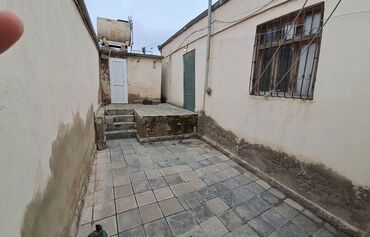 sabuncuda həyət evləri: Sabunçu qəs. 3 otaqlı, 60 kv. m, Orta təmir