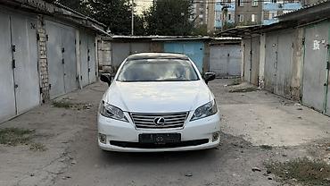 белов: Lexus ES: 2010 г., 3.5 л, Седан — 3