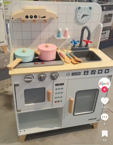 Ostali dečiji nameštaj: Drvena kuhinja za decu Dimenzije na slici Dolazi sve sa slike Cena — 3