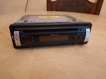 Audio oprema za auto: Maska za Pioneer radio za auto,kola

Nepoznato stanje — 3