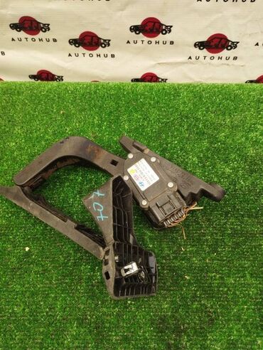 газовое оборудование для автомобиля: Педаль газа Kia Sportage SL 2011 (б/у) САЛОННЫЕ ДЕТАЛИ - #сидения