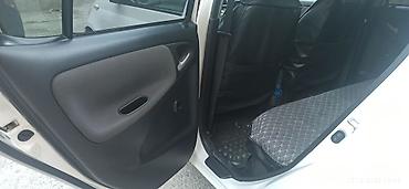 витз: Toyota Vitz: 2003 г., 1.3 л, Вариатор, Бензин, Хэтчбэк — 10