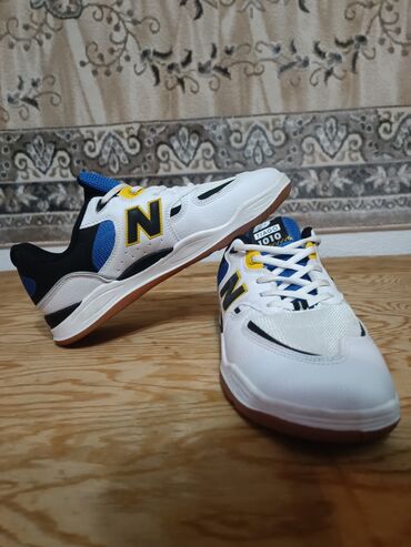 найк толстовка: Мужские кроссовки, 42, New Balance, Новый, цвет - Белый