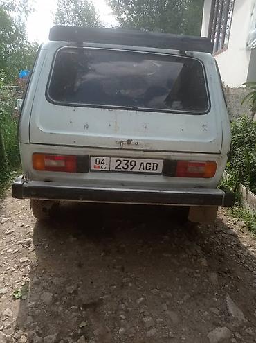 ВАЗ (ЛАДА): ВАЗ (ЛАДА) 4x4 Niva: 1980 г., 1.7 л, Кол менен иштөөчү, Бензин, Седан — 4