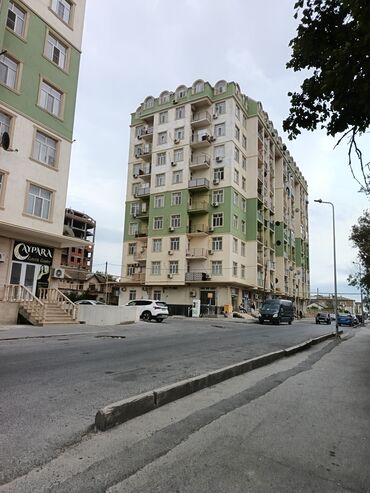 Kirayə mənzillər: Lökbatan qəs., 2 otaqlı, Yeni tikili, m. Xocasən, 54 kv. m