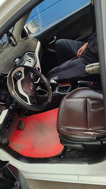 arizzo 8: Kia Picanto: 2016 г., 1 л, Автомат, Газ, Хэтчбэк — 7