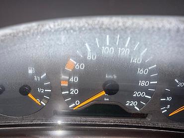 Mercedes-Benz: Mercedes-Benz E‑Class W210 sedan - Kuzov: qara rəng, 4 qapı, orijinal — 10