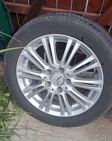 auto kamera 3 u 1: Mercedes alu felne sa gumama - Originalne Mercedes aluminijumske — 3