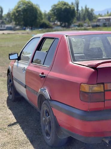 camry 2 2: Volkswagen Vento: 1992 г., 1.8 л, Механика, Бензин, Седан — 8