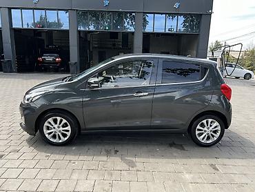 spark 7: Chevrolet Spark: 2020 г., 1 л, Вариатор, Бензин, Хэтчбэк — 3