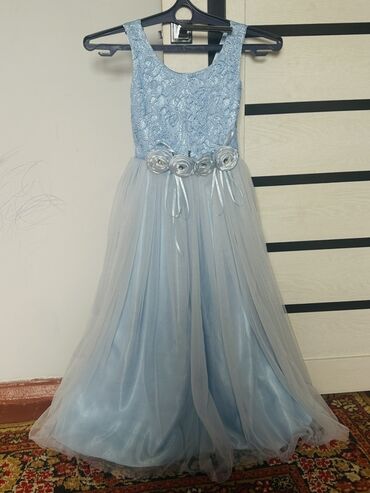 автокресло каракол: Детское платье, цвет - Голубой, Б/у