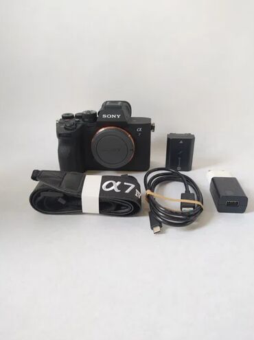 Фотоаппараты: Sony a7 mark iv kit 28 70mm без нюансов, дефектов Использовался