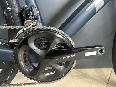 İdman velosipedləri: TREK yol velosipedi – karbon karkaslı, disk əyləcli, Shimano 105 — 10